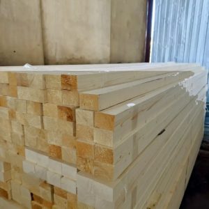 Брусок из лиственницы 45х45 мм строганный сухой сорт АВ
